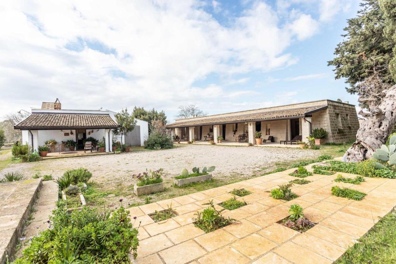 Вилла Agriturismo De Lorenzi Казарано Экстерьер фото
